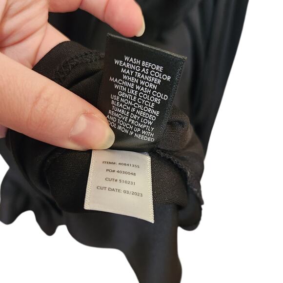 Torrid Mini Bubble Charmeuse Faux Wrap Dress Flutter Sleeves Party Black Size 2X - Picture 7 of 8